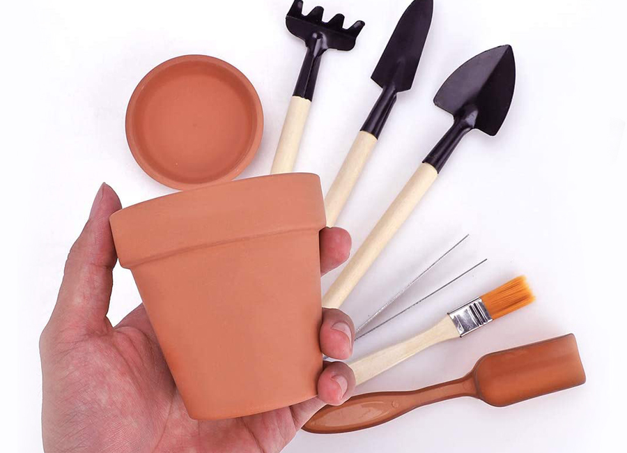 Terra Cotta Pots with Saucer